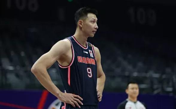 江苏队苦战十场，终获季后赛资格的简单介绍